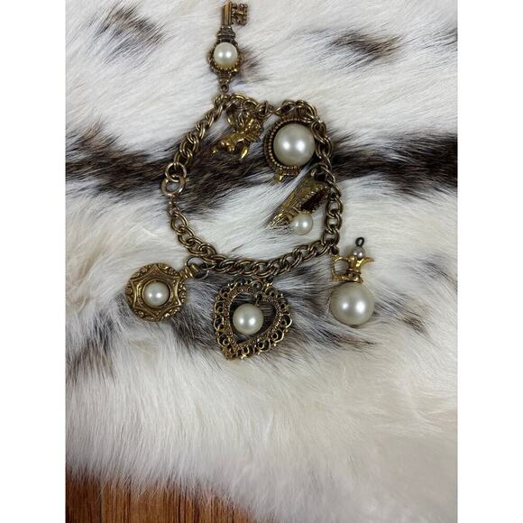 B7 Circo Victorian Style Charm Bracelet Vintage Rare Statement Collector Royal - Picture 6 of 12